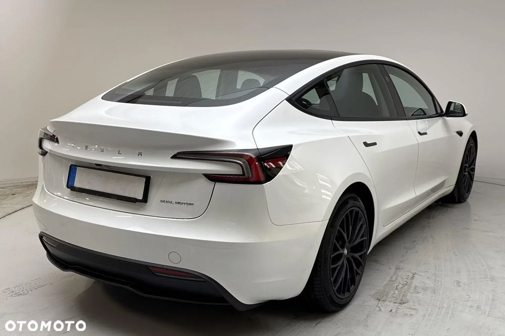 Tesla Model 3 Langstreckenbatterie Allradantrieb Dual Motor - 5