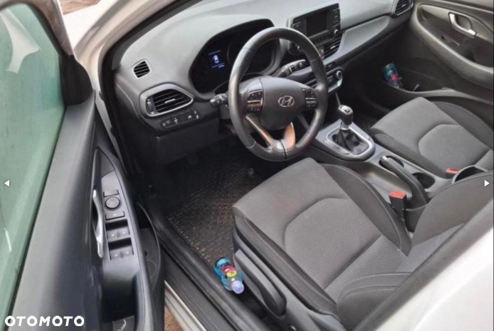 Hyundai i30 1.4 Comfort - 5