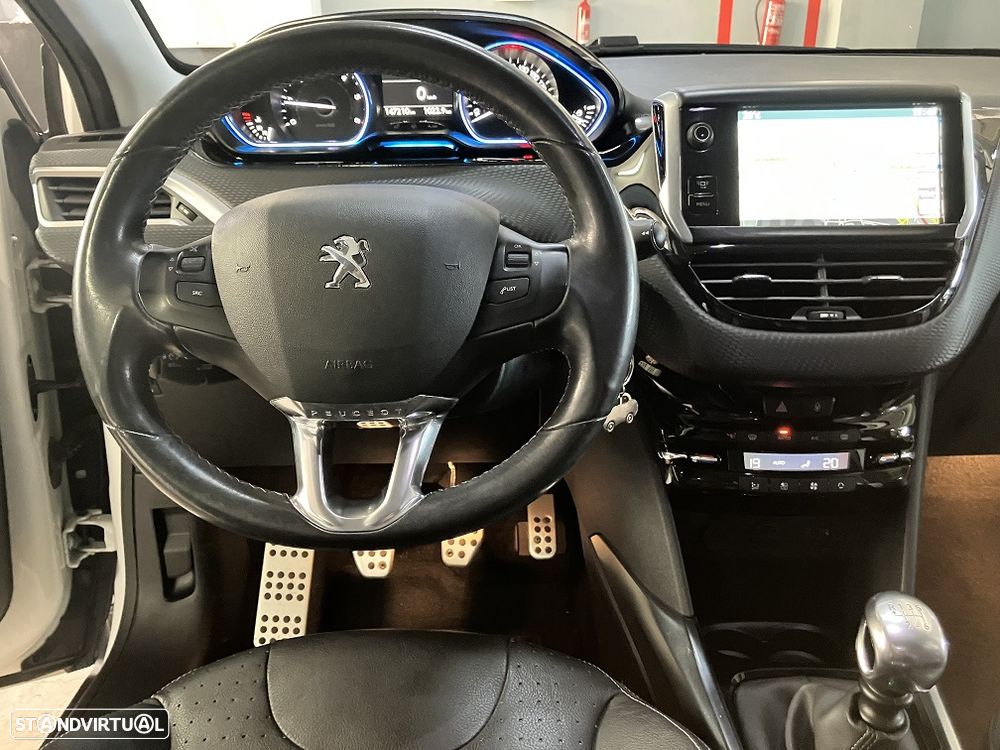 Peugeot 2008 1.6 e-HDi Allure - 41