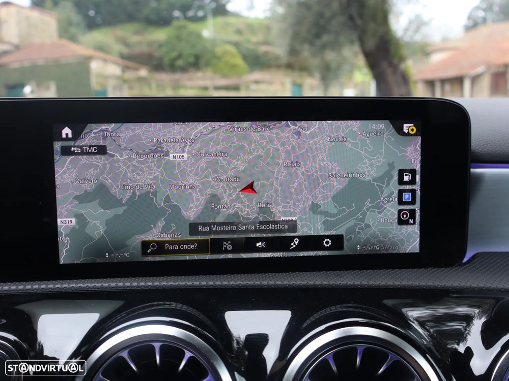 Mercedes-Benz A 250 e AMG Line - 21