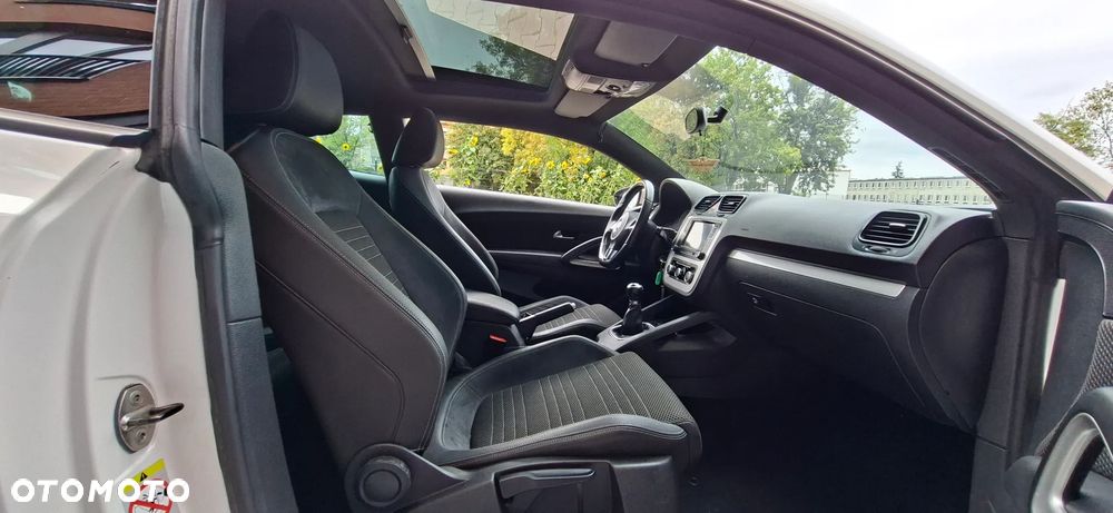 Volkswagen Scirocco 2.0 TDI Match - 23