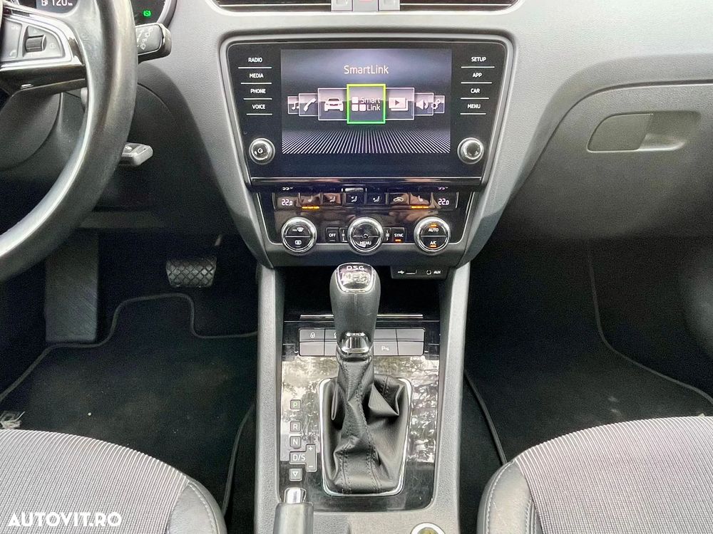 Skoda Octavia 2.0 TDI DSG Premium Edition - 7