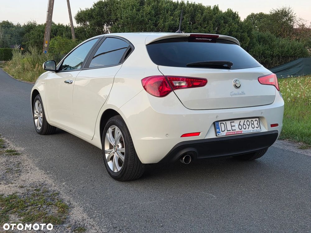 Alfa Romeo Giulietta 1.4 TB 16V Turismo - 6