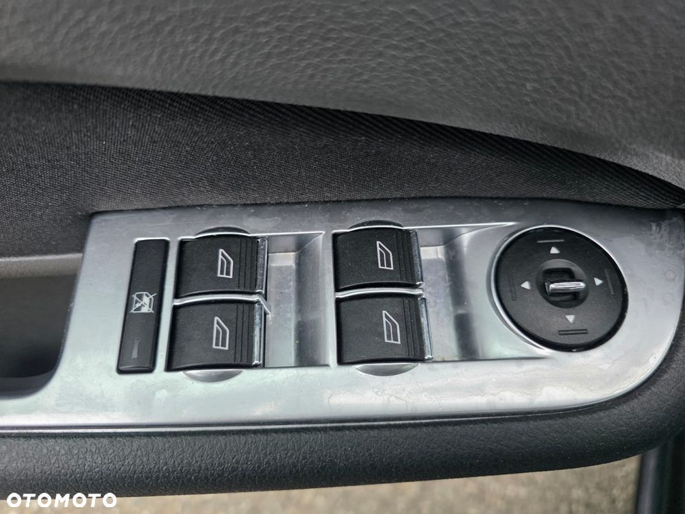Ford Focus 1.8 Black Magic - 15
