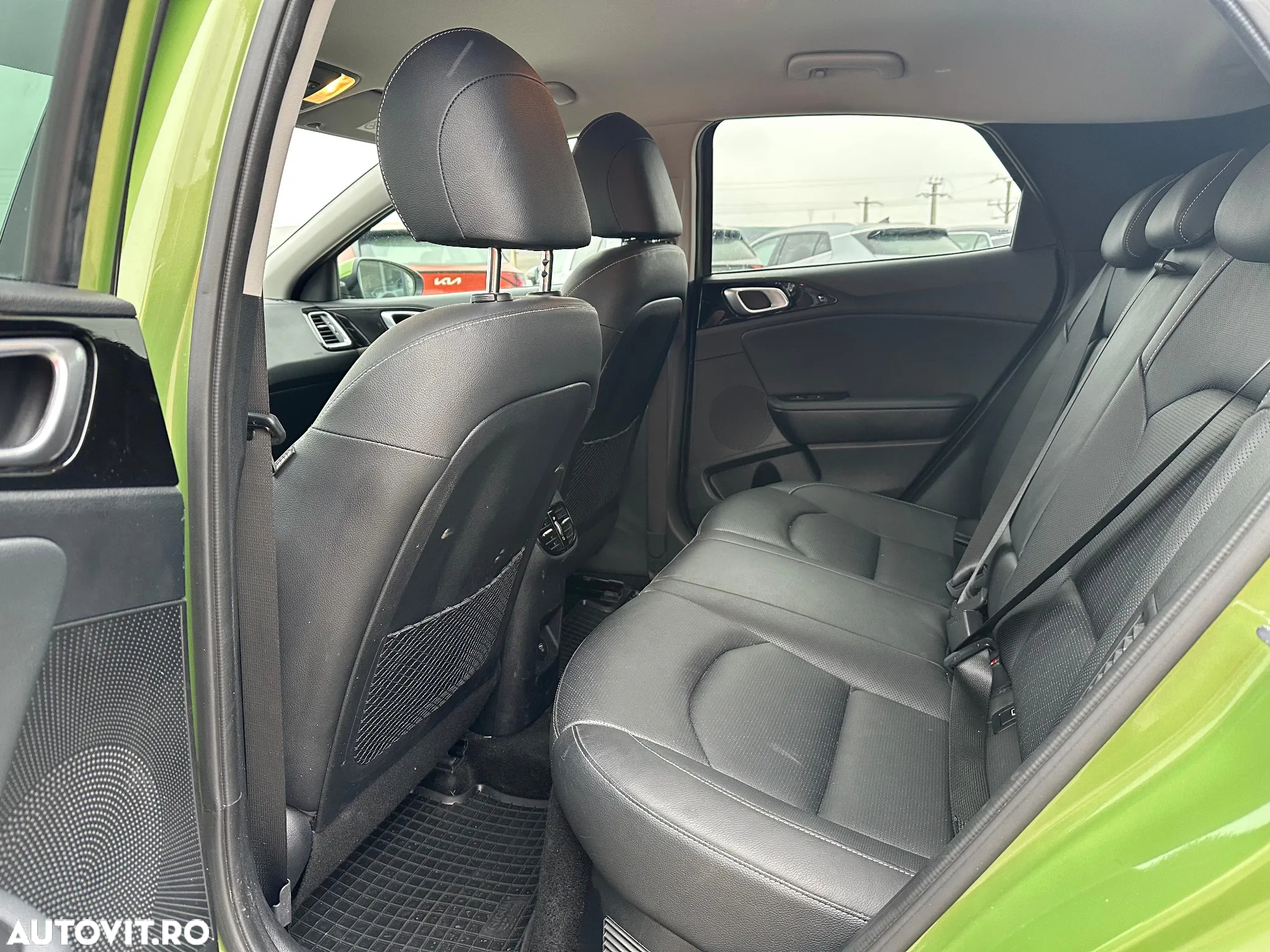 Kia XCeed 1.6 GDI 6DCT PHEV Vision - 8