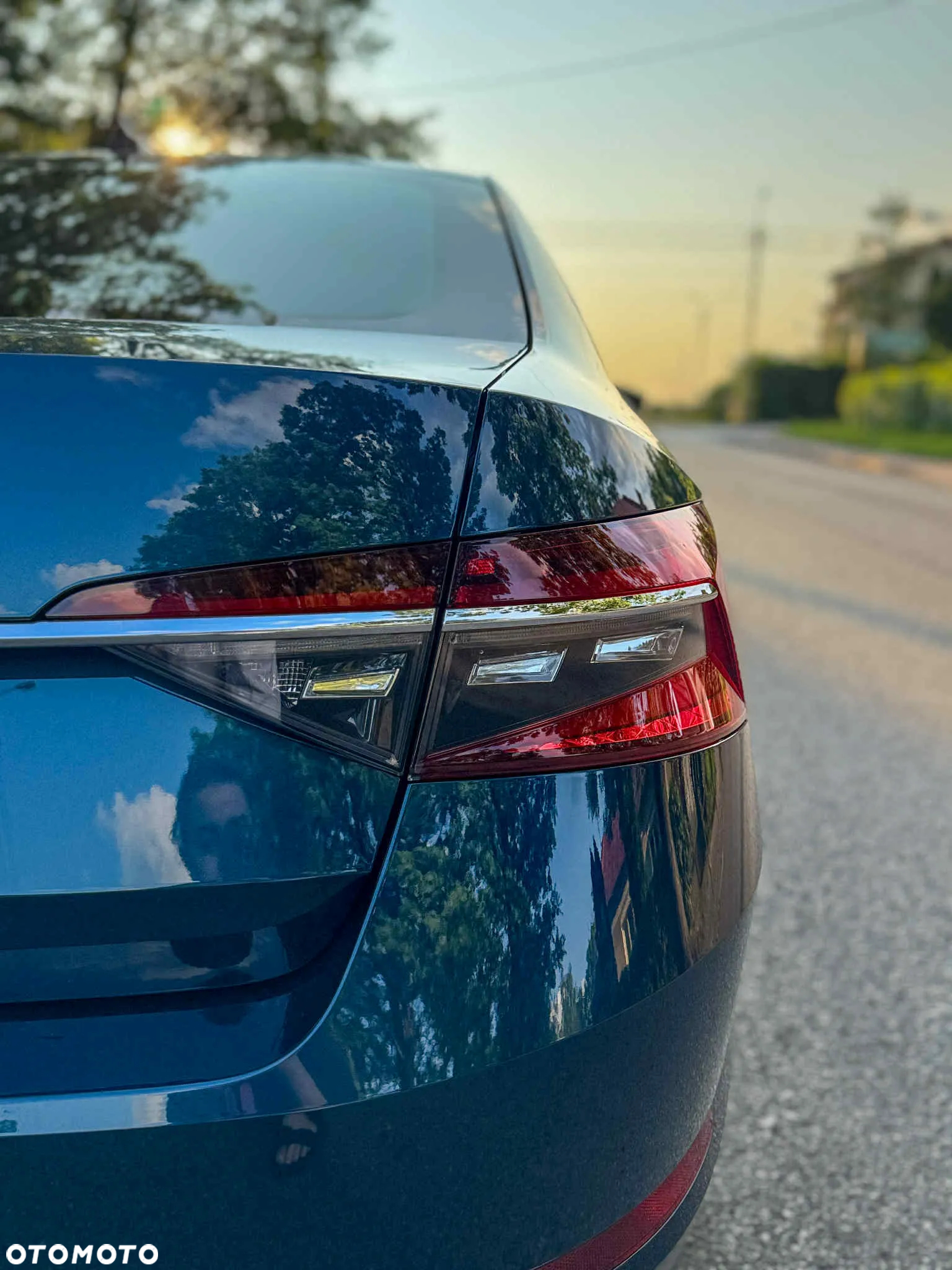 Skoda Superb 2.0 TDI SCR Style DSG - 8