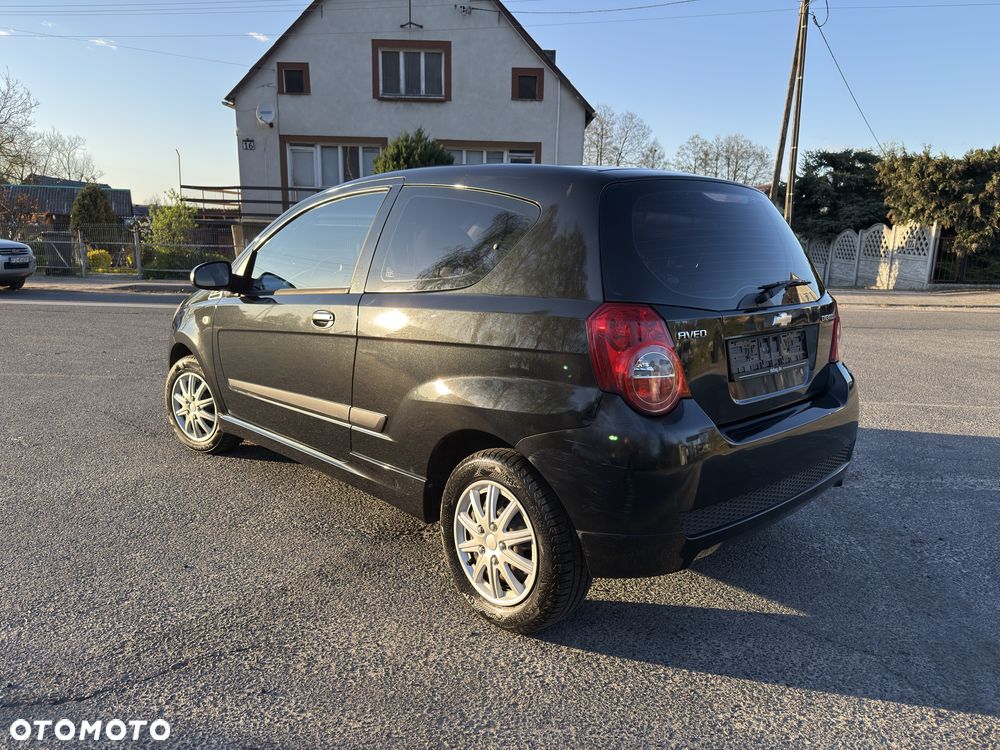 Chevrolet Aveo - 3