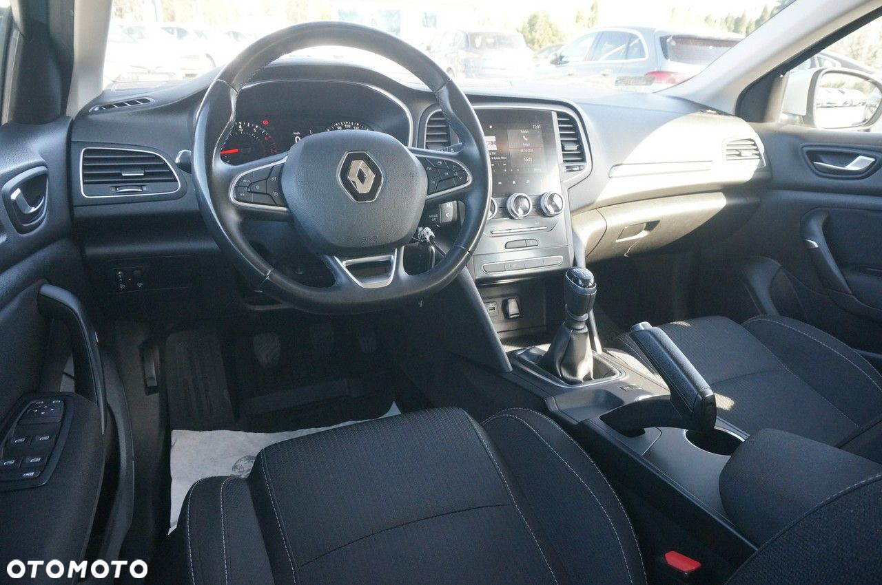 Renault Megane 1.3 TCe FAP Zen - 17
