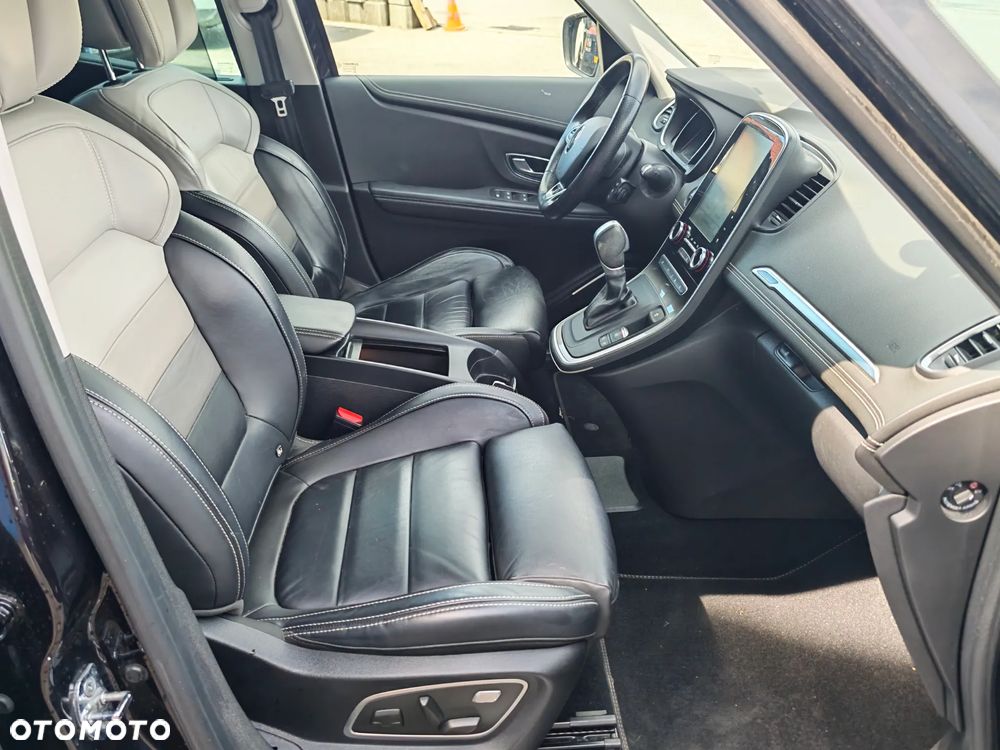 Renault Scenic - 30