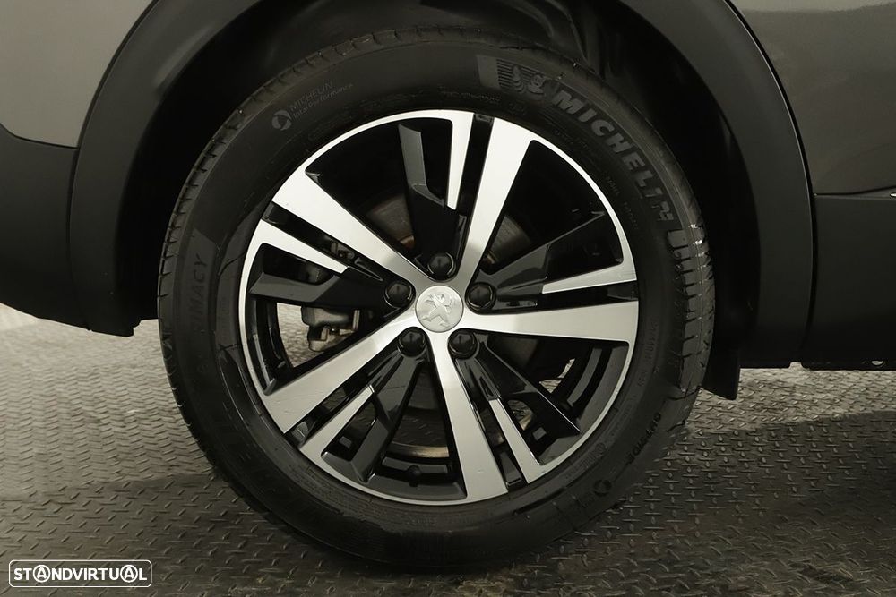 Peugeot 3008 1.2 PureTech GT EAT8 - 5