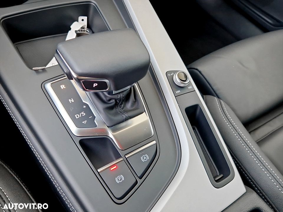 Audi A4 Limuzina 30 TDI S tronic - 24