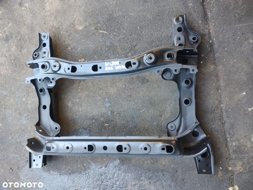 MERCEDES C W206 AMG  WÓZEK SANKI ŁAWA TRAWERS PRZÓD - 3