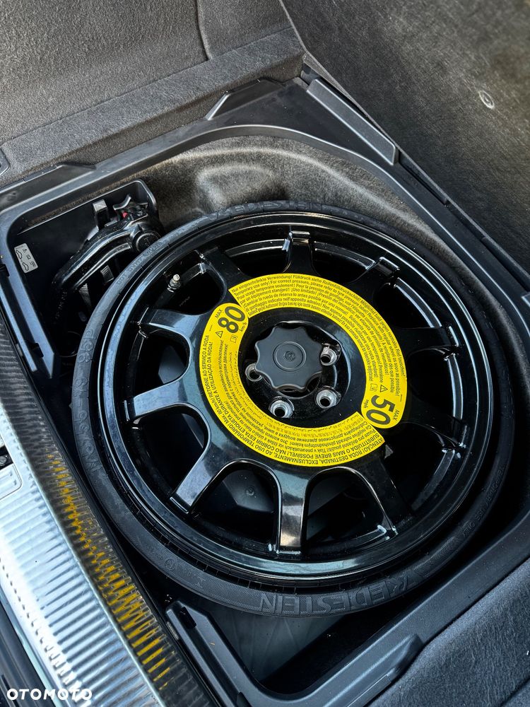 Audi A4 Avant 2.0 TDI DPF quattro S tronic S line Sportpaket - 25