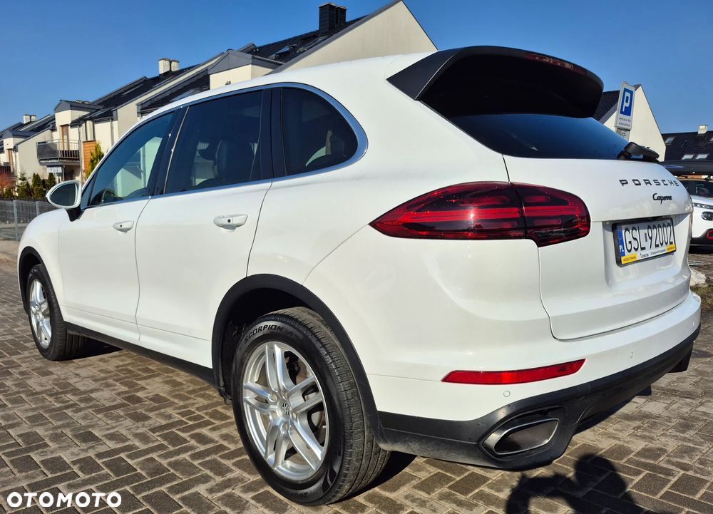 Porsche Cayenne - 8