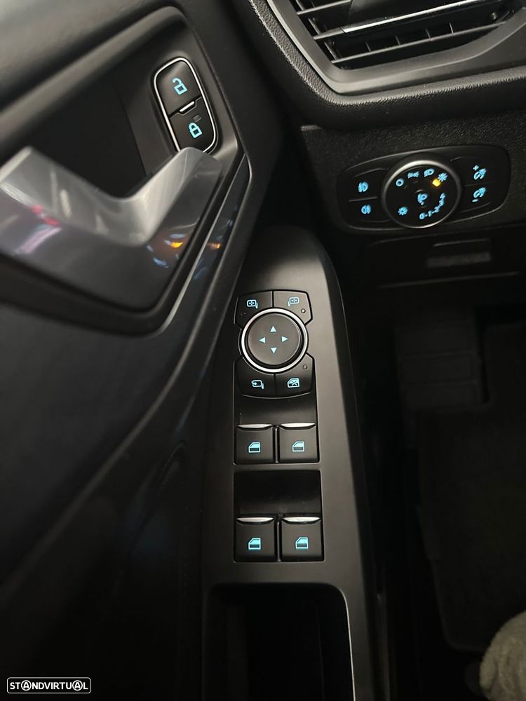 Ford Focus 1.5 TDCi EcoBlue Active X - 17