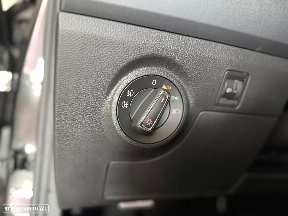 SEAT Arona 1.0 TSI Style DSG - 36