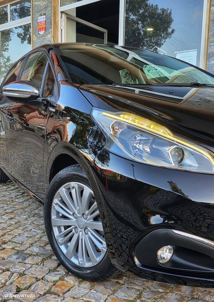 Peugeot 208 1.2 PureTech Style - 13