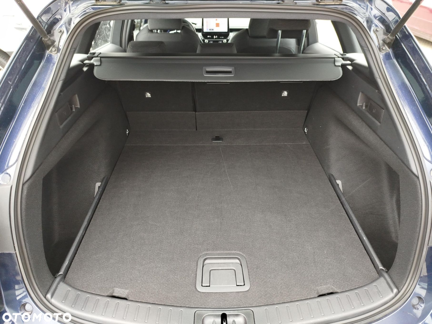 Toyota Corolla - 16