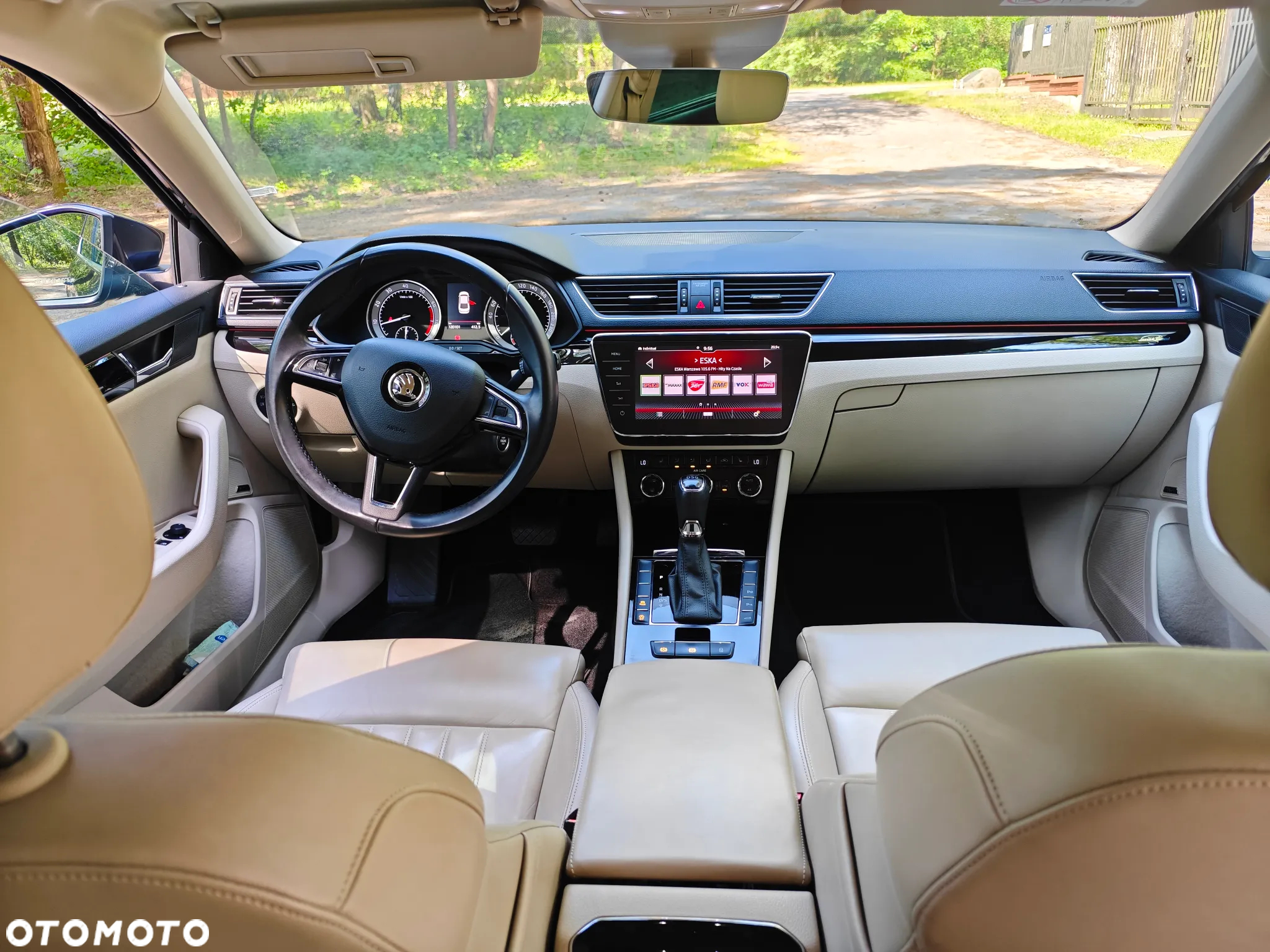 Skoda Superb 1.8 TSI L&K DSG - 14