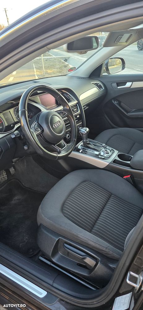 Audi A4 2.0 TDI DPF multitronic S line Sportpaket - 8