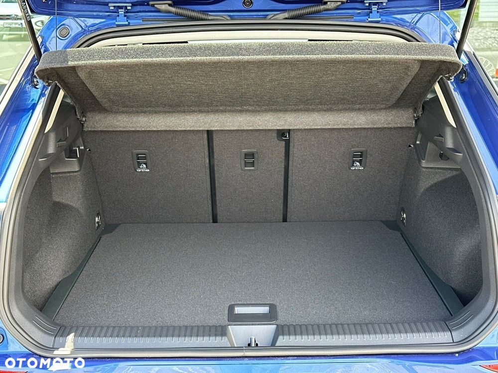 Volkswagen T-Roc - 9