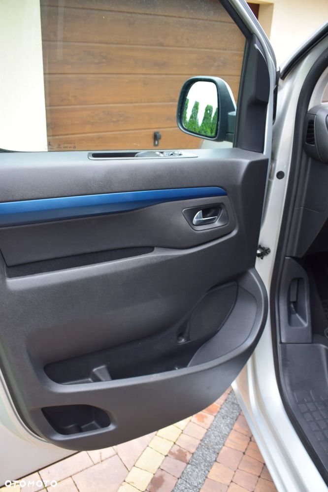 Peugeot Traveller 2.0 BlueHDi Long Business - 11