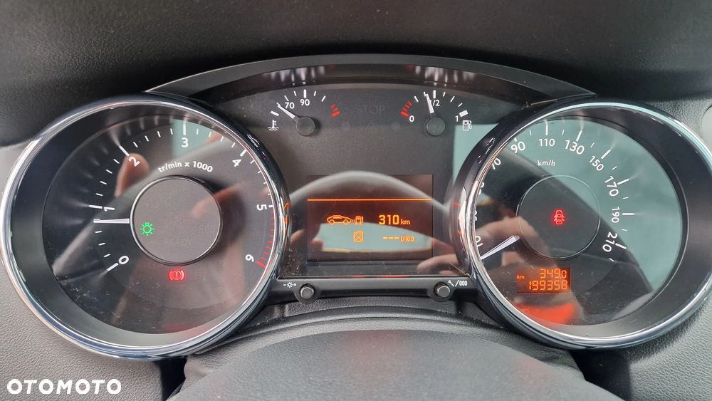 Peugeot 5008 HDI FAP 150 Allure - 22