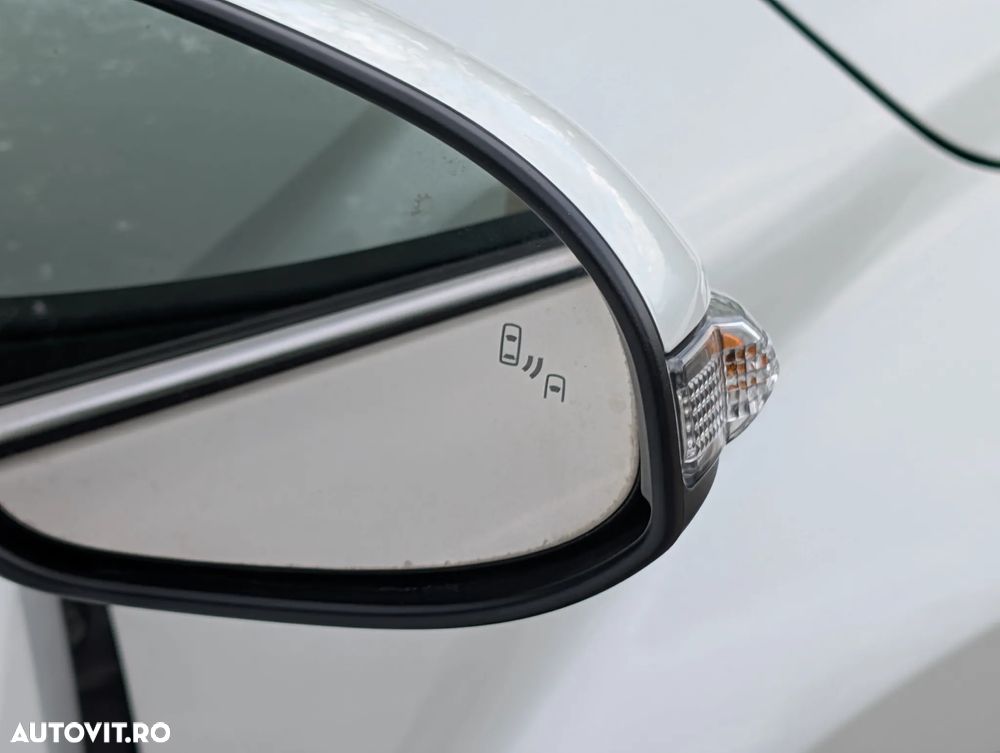 Toyota C-HR Lounge - 23