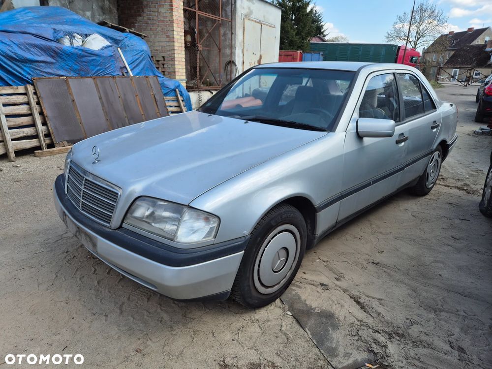 MERCEDES C 200D W202, Części , maska, zderzak, lampy, błotnik, alternator, silnik - 1