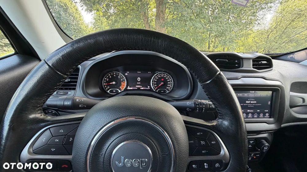 Jeep Renegade - 10