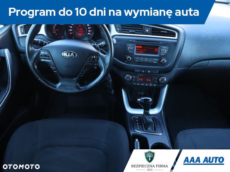Kia Ceed - 9