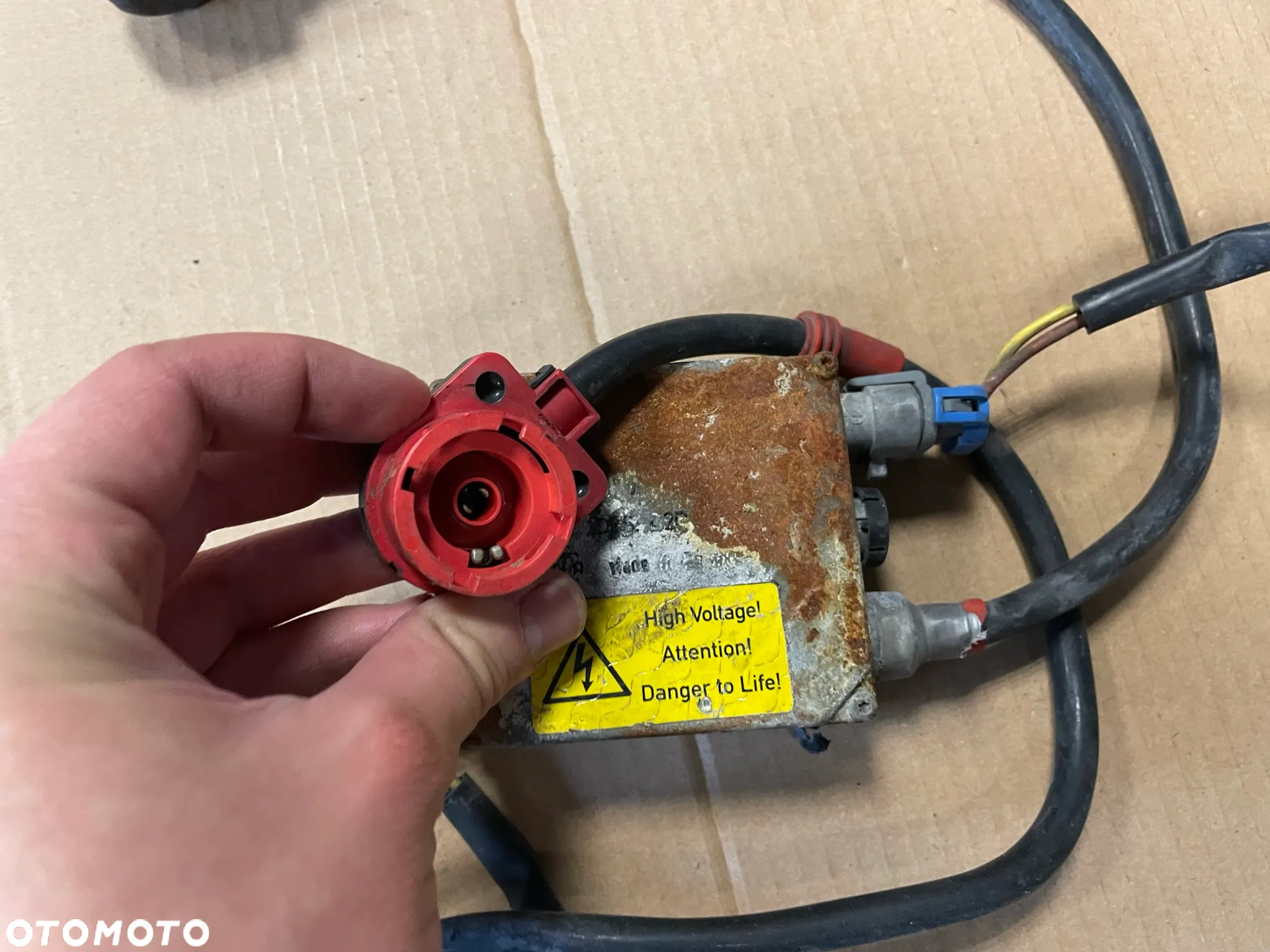 PRZETWORNICA XENON LEWA PRAWA 5DV007760-01 - 4