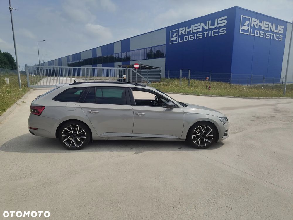 Skoda Superb 2.0 TDI SCR Sportline DSG - 11