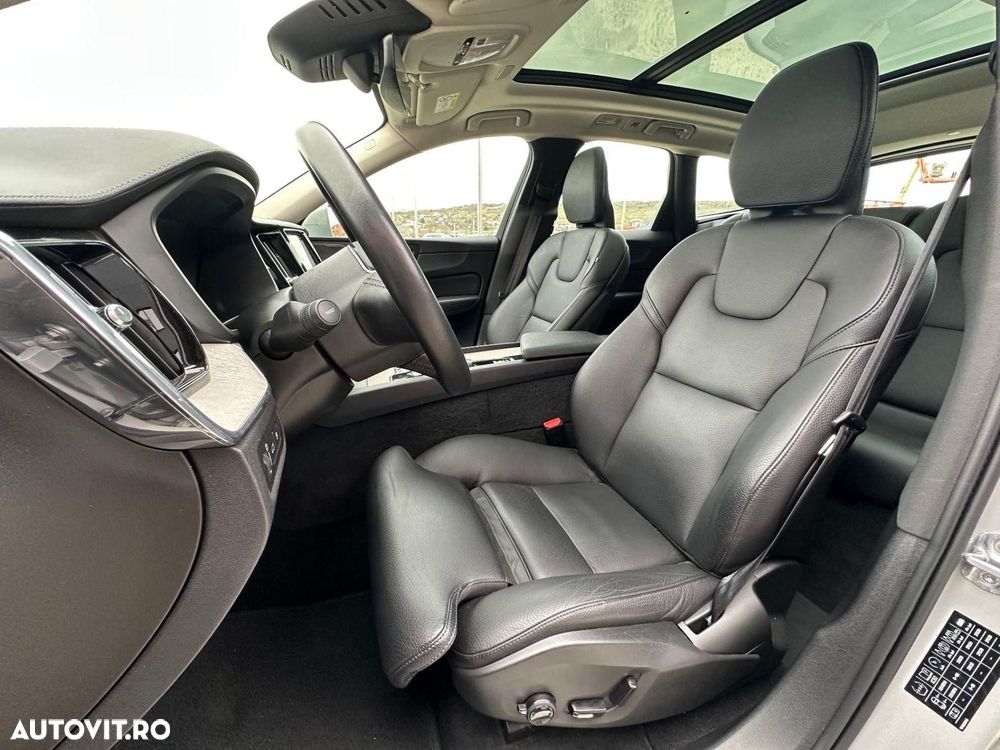 Volvo XC 60 Recharge T6 Twin Engine eAWD Inscription Expression - 13