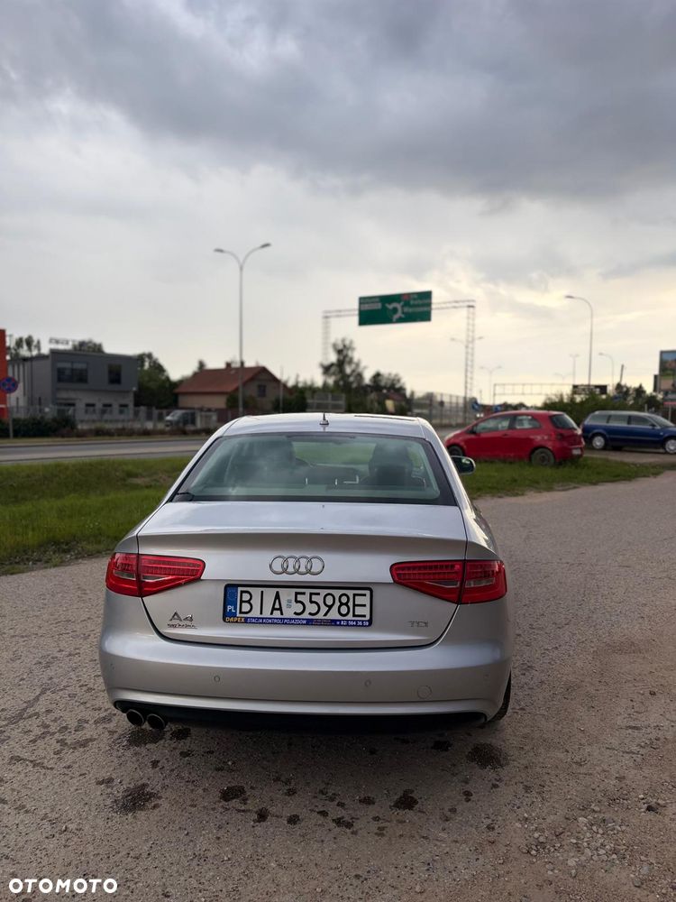 Audi A4 Limousine - 20