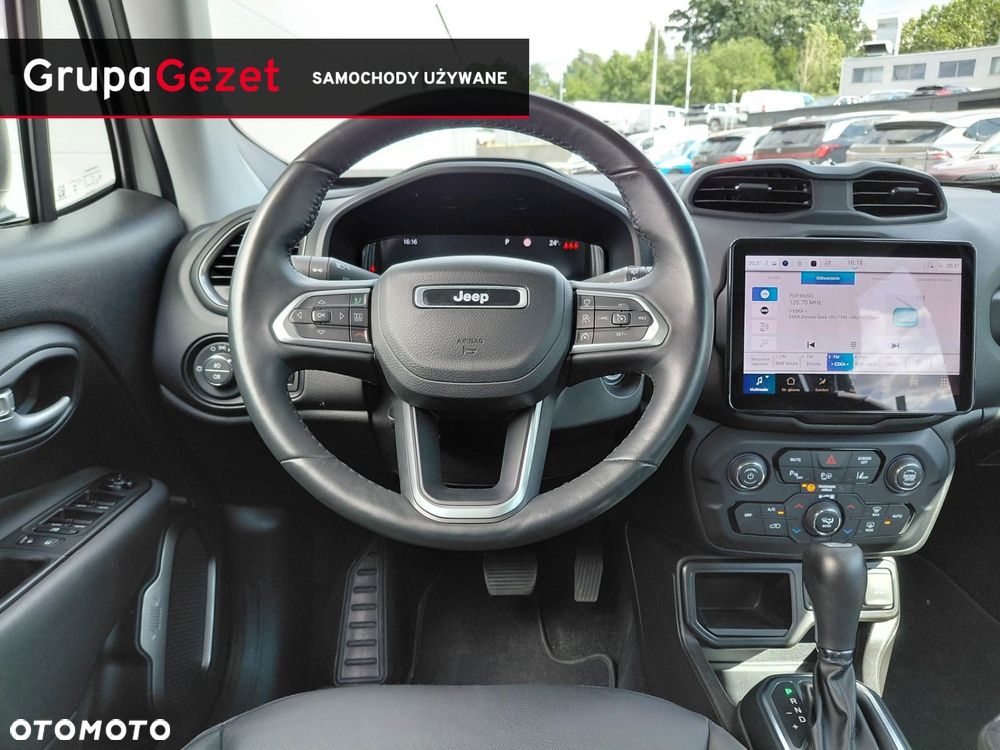 Jeep Renegade - 16