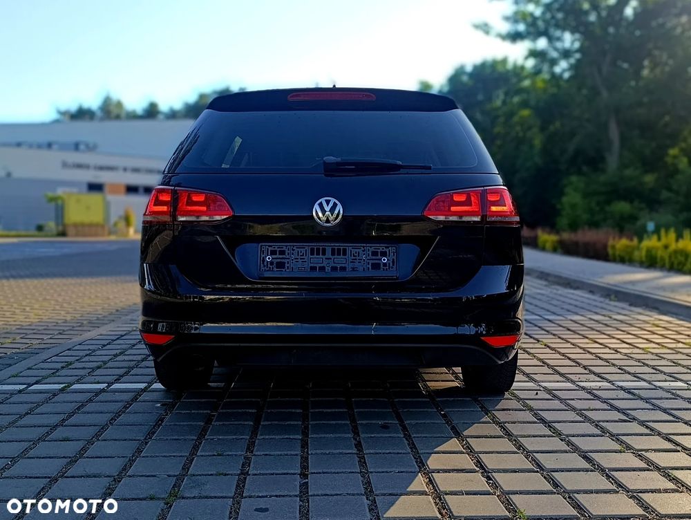 Volkswagen Golf 1.6 TDI BlueMotion Technology Comfortline - 8
