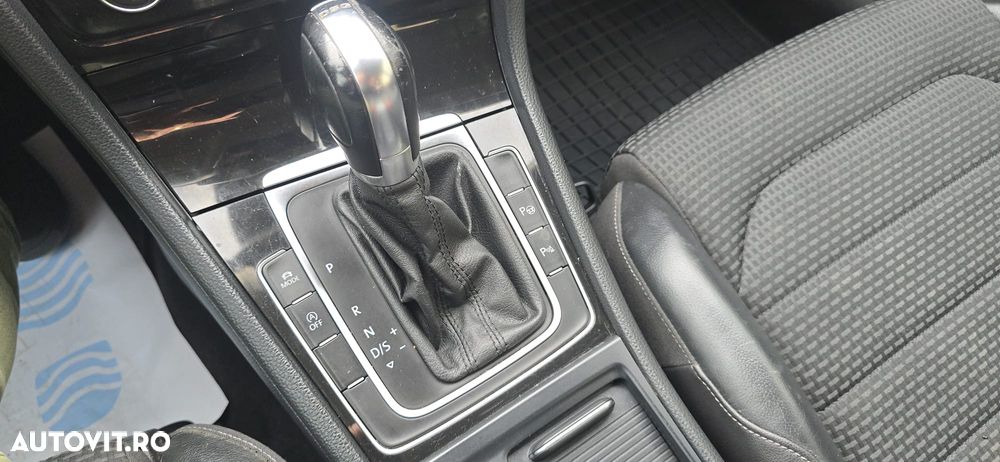 Volkswagen Golf 1.4 TSI DSG Highline - 19