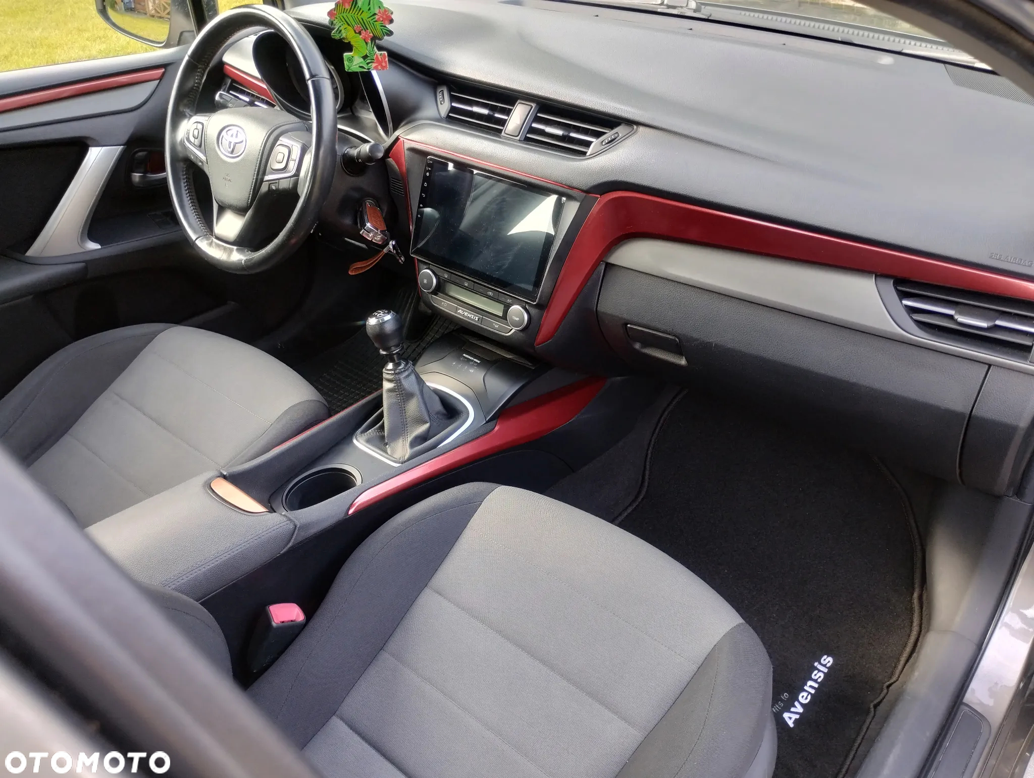 Toyota Avensis - 11