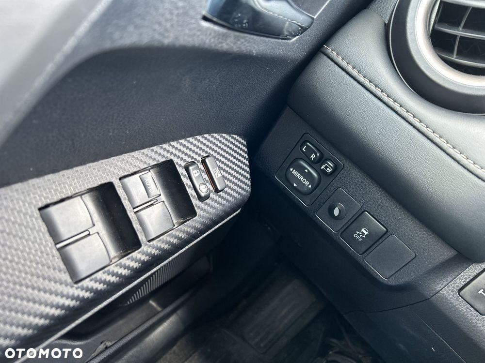 Toyota RAV4 2.0 Premium 4x4 - 19