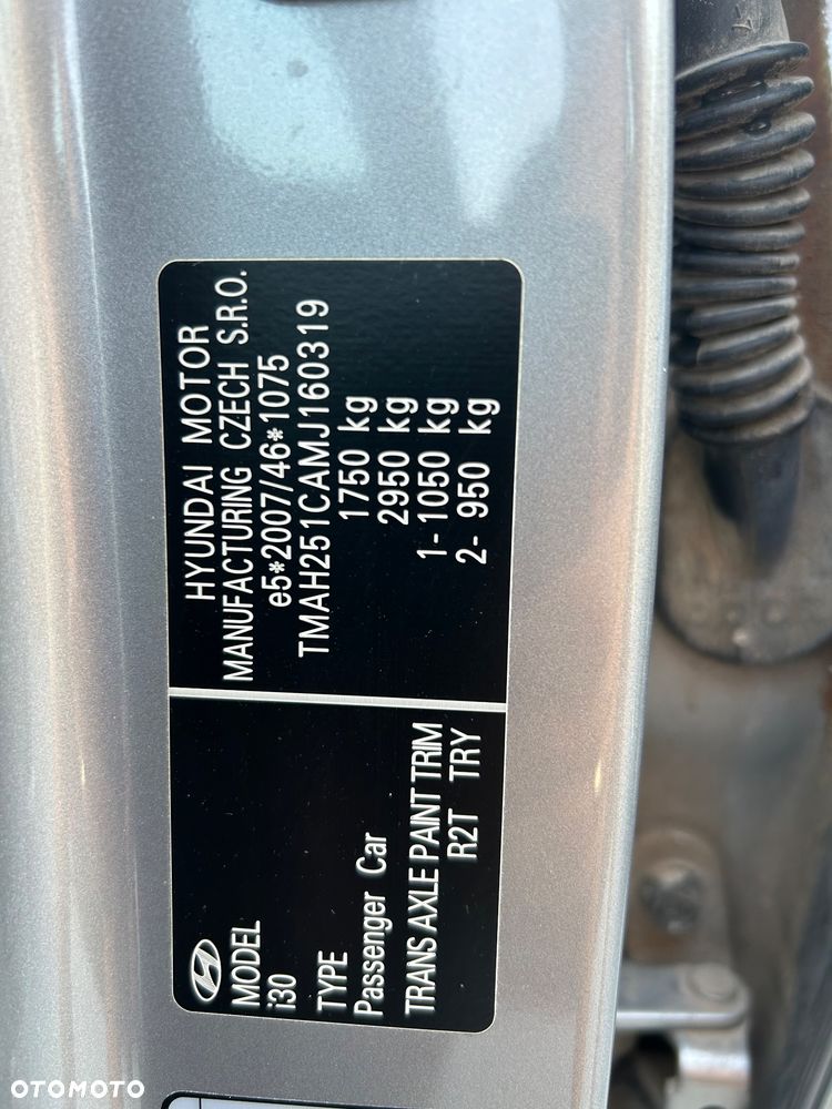 Hyundai i30 1.5 DPI Classic + - 25