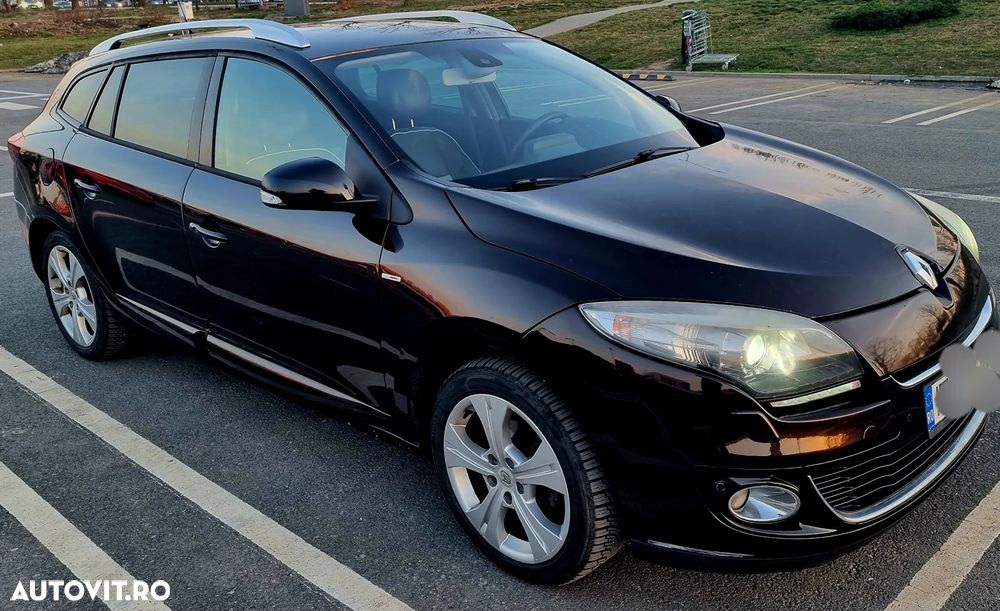 Renault Megane ENERGY dCi 110 Start & Stop Bose Edition - 4