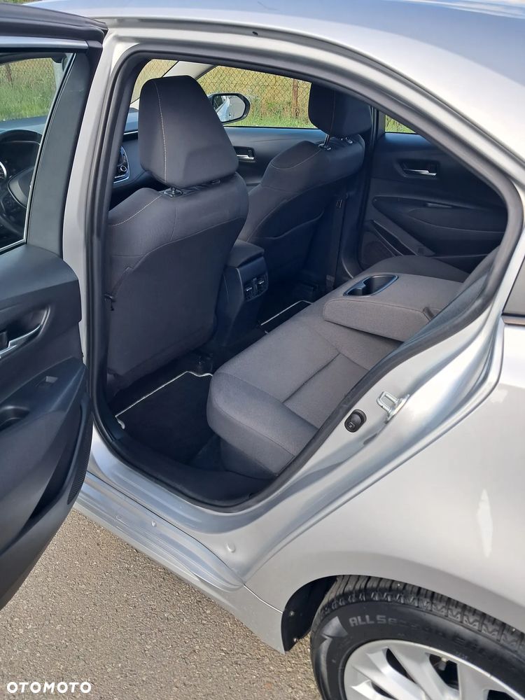 Toyota Corolla 1.8 Hybrid Comfort - 3
