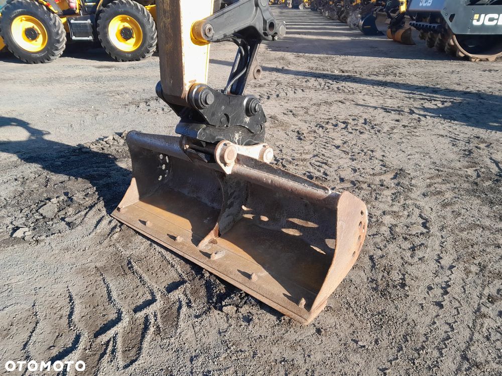 JCB 86C-2  2020R - 17