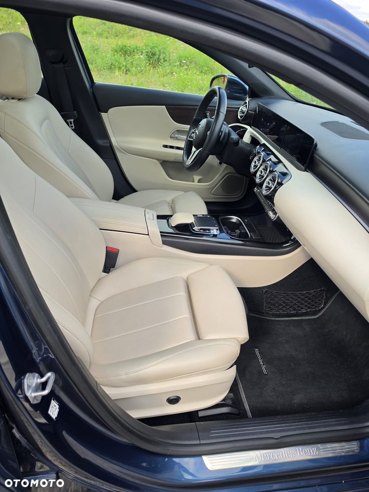 Mercedes-Benz Klasa A 220 7G-DCT Style - 13