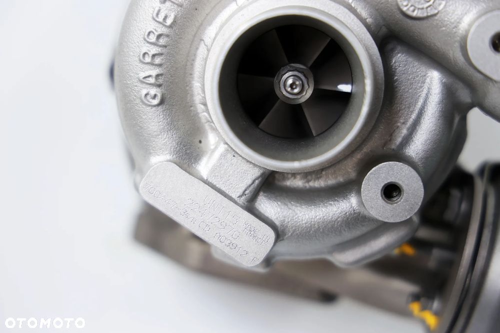 E60 E65 530d 730d BMW Turbo - 4