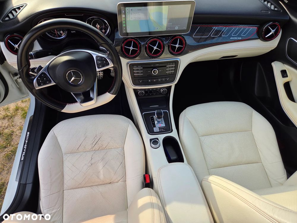 Mercedes-Benz CLA - 11