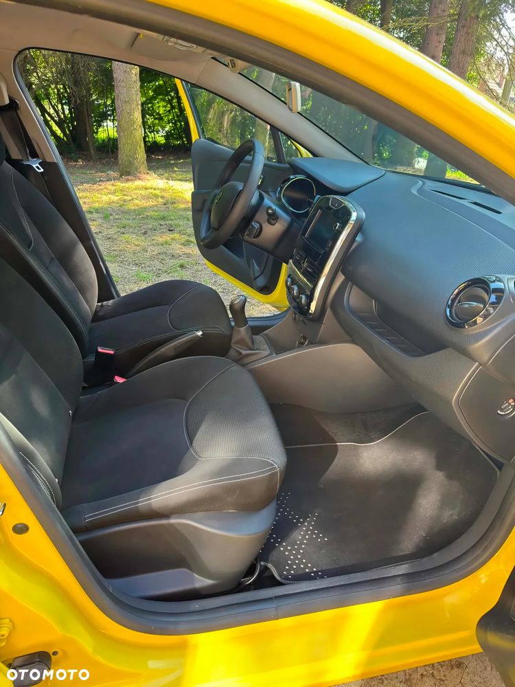 Renault Clio 1.2 16V Expression - 9