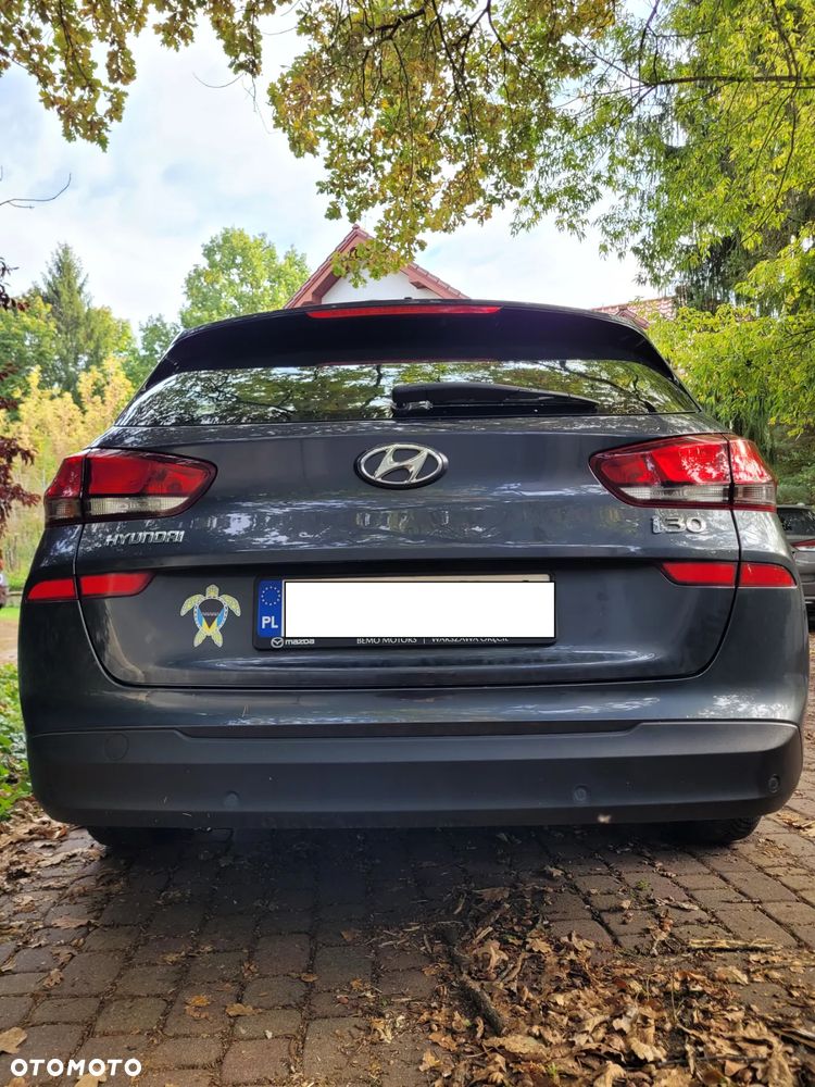 Hyundai i30 1.6 D Classic + DCT - 9