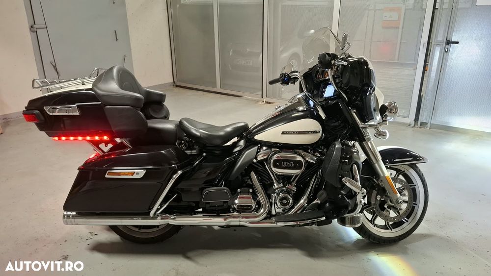Harley-Davidson FLHPEI Road King Police - 1